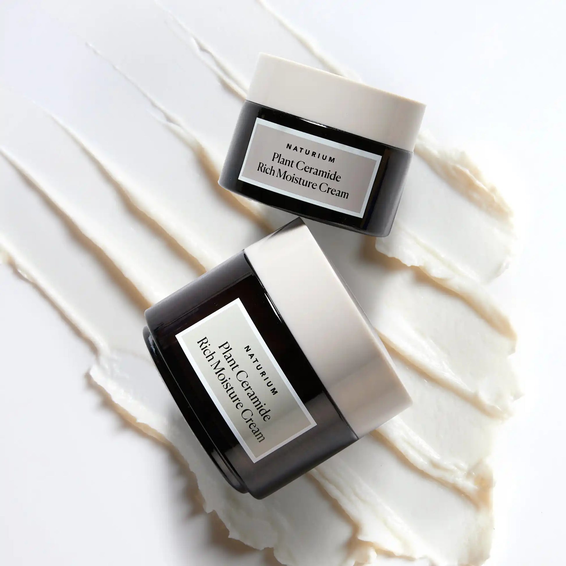 plant-ceramide-rich-moisture-cream-jumbo-y8 11_18_2021_Naturium0575-crop.webp