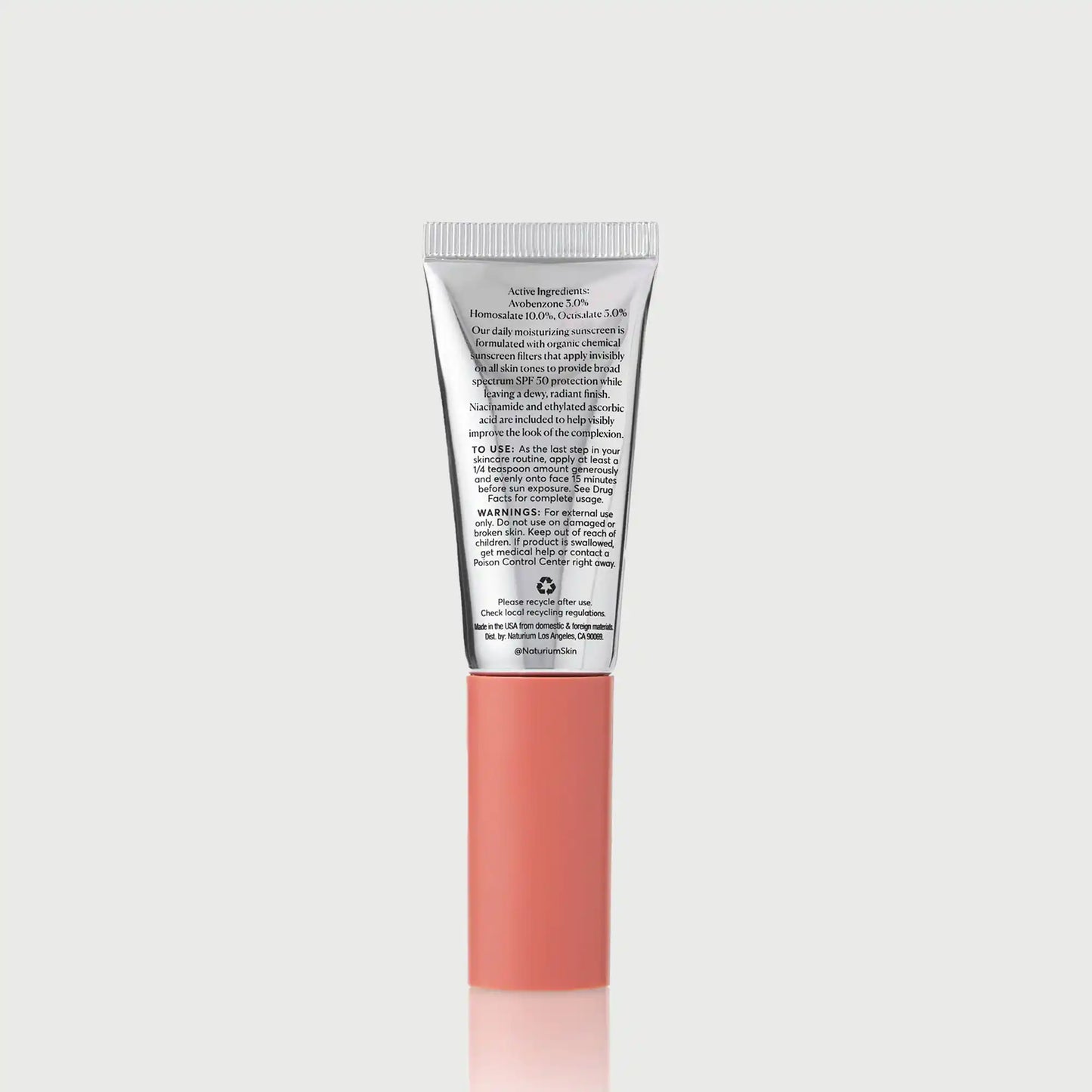 dew-glow-moisturizer-spf-50-travel-size-e1 NATR-10157_Dew-Glow-Moisturizer-SPF-50-Mini_back_capon_bonebkgd_d7cb9bbb-e294-42e2-8d5a-28c73c09b5b5.webp
