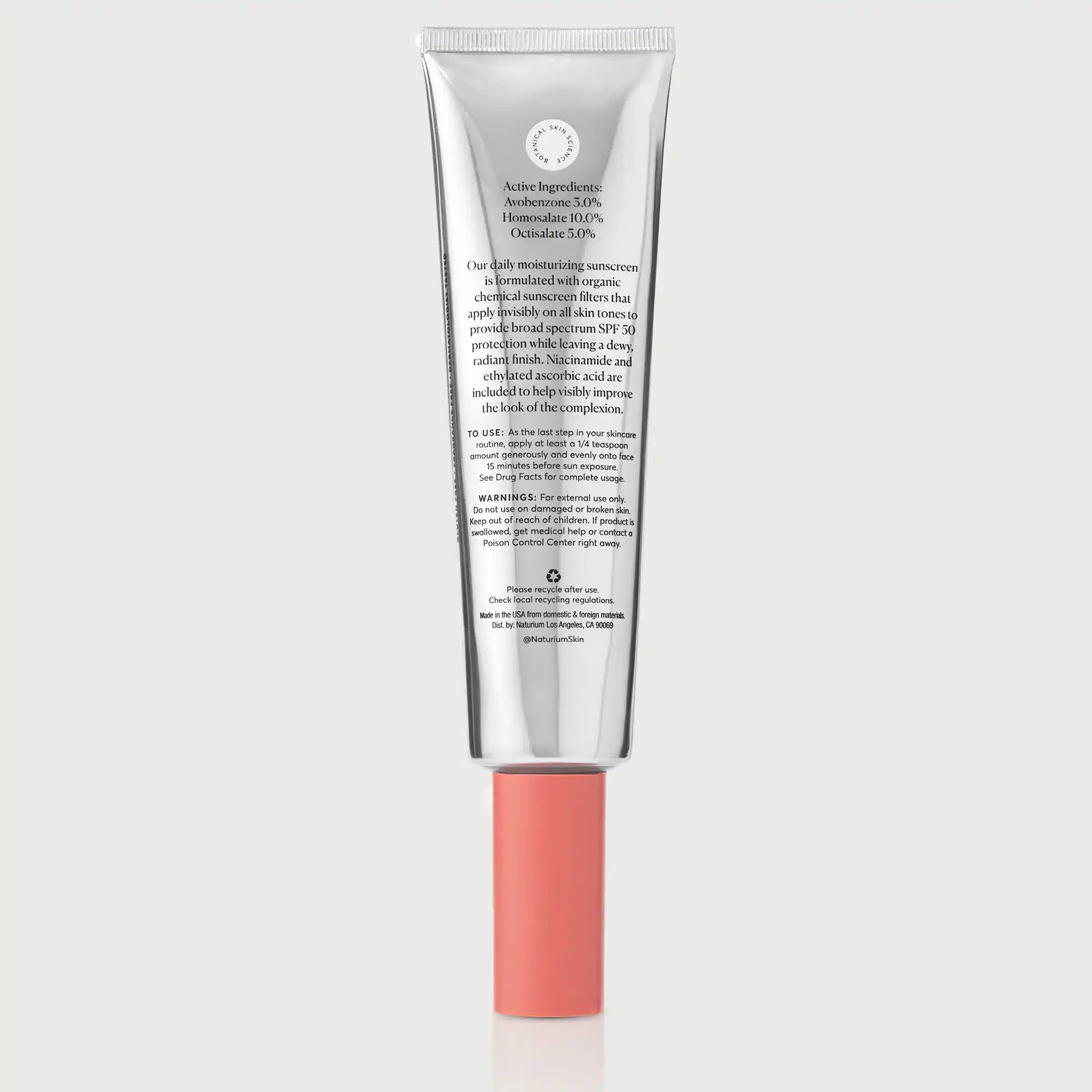 dew-glow-moisturizer-spf-50-jumbo-k0 NATR_Dew_Glow_Jumbo_Back_CapOn_bonebkgd.webp